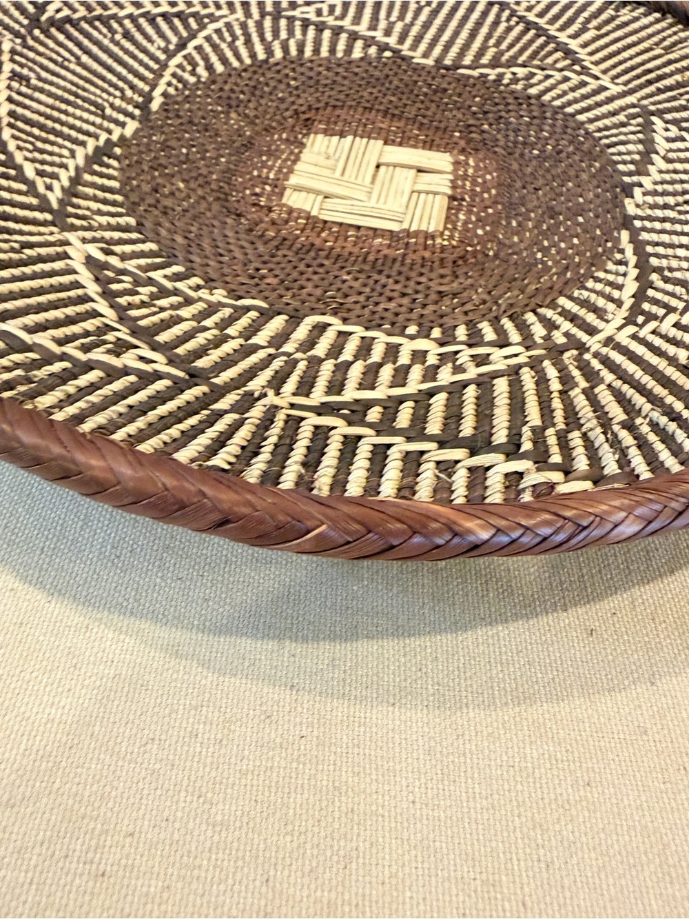 NEW Africa Woven Basket. Made by the Binga people of Zambia/Zimbabwe - Picture 3 of 7